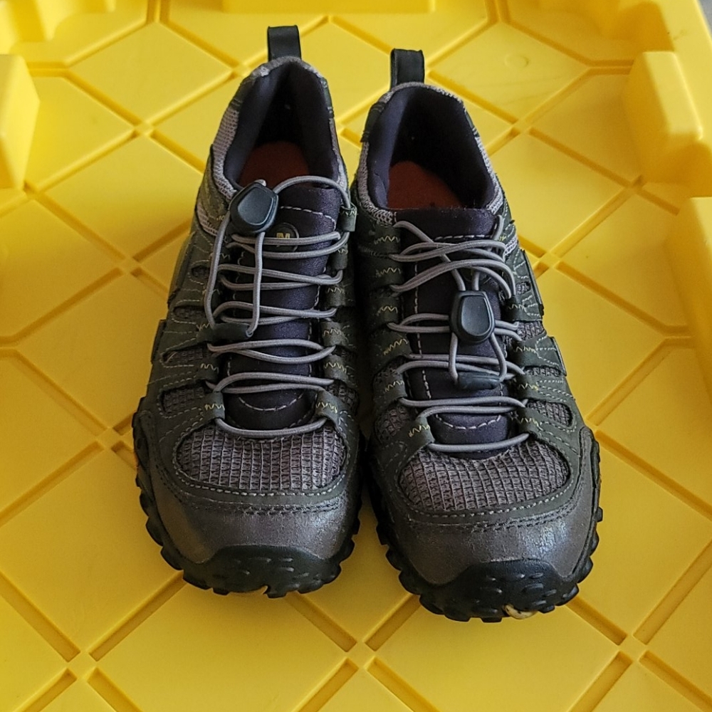 Merrell Continuum Vibram Walking Shoes